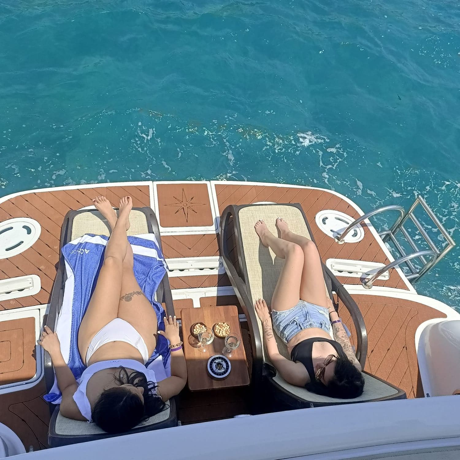 Serenity Motor Yat teknesi fotoğrafı 2